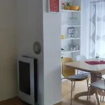 Apartma 198