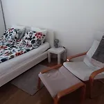 Apartma 198 *