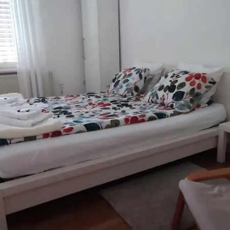Apartma 198